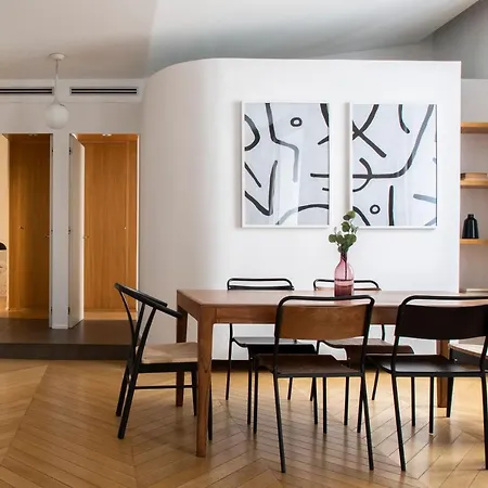 Apartman Plum Guide - Raphael's Palette